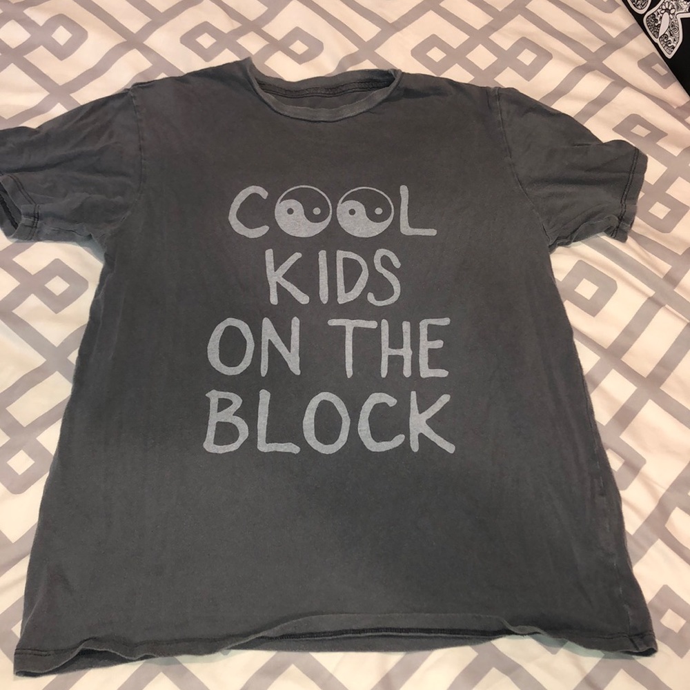 Brandy Melville graphic tee